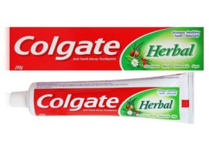 Stripe-Color-On-Toothpaste-marathipizza04