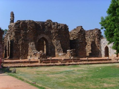 Alauddin_Khilji_Tomb_Main InMarathi