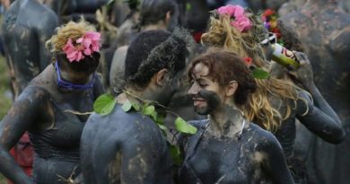 mud-festival-inmarathi
