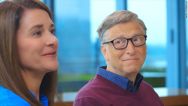 Bill gates looking at wife Inmarathi