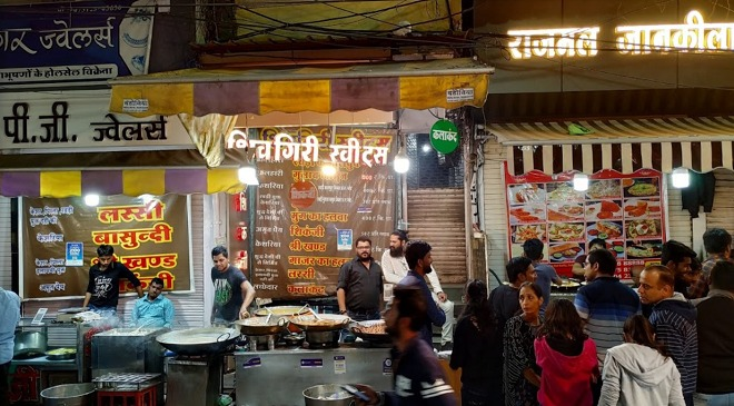 sarafa bazaar featured 2 inmarathi